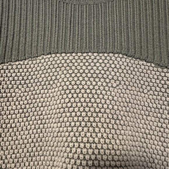 Lululemon Merino Wool Mixed Stitch Turtleneck Sweater - Picture 2 of 6